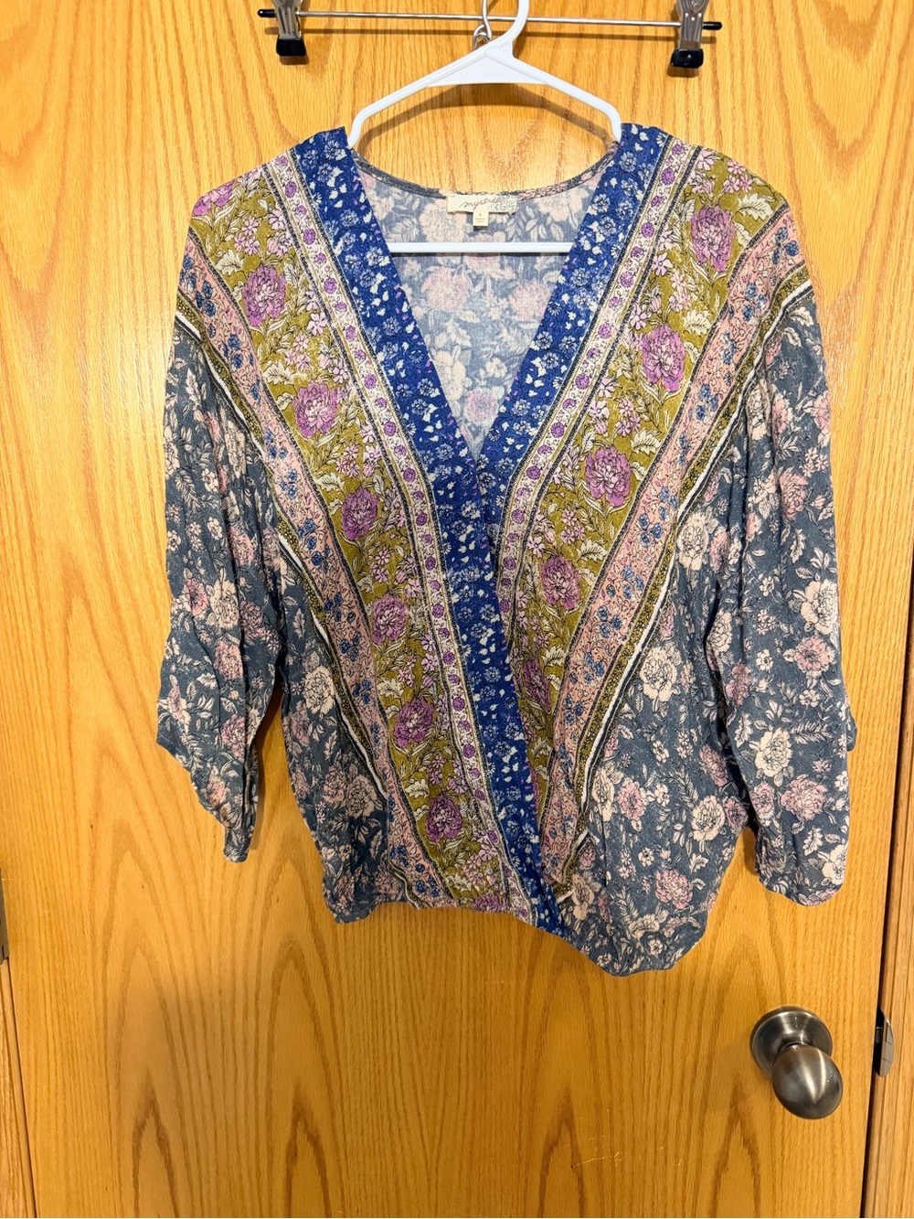 Boho Floral Print V-Neck Women's Top